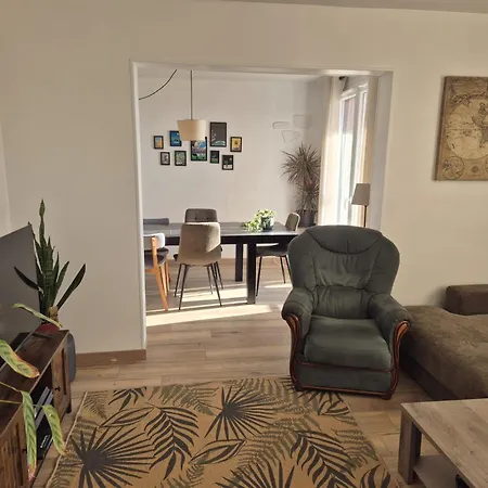 Lumineux Avec Balcons Et Tram Au Pied Апартаменты