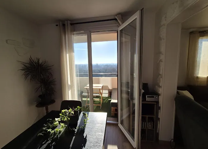 Lumineux Avec Balcons Et Tram Au Pied Апартаменты Анже